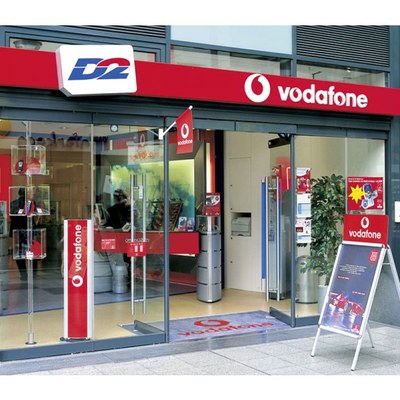 Sonderdisplays SHOP-SYSTEME Individuelle Ausführung & Format - shop-displays-vodafone-shop-tag2 Sonderdisplays SHOP-SYSTEME Individuelle Ausführung & Format - shop-displays-vodafone-shop-tag2